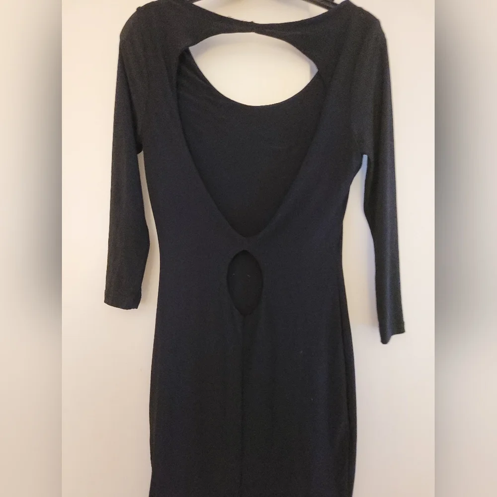 Dress - Picture 2 of 4